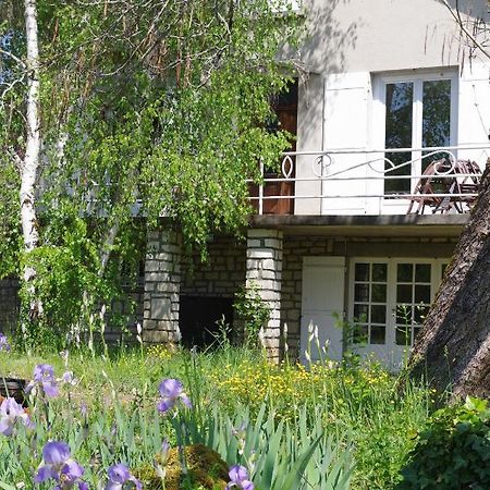 Bed and Breakfast Au Catalpa La Chapelle-Faucher Екстер'єр фото