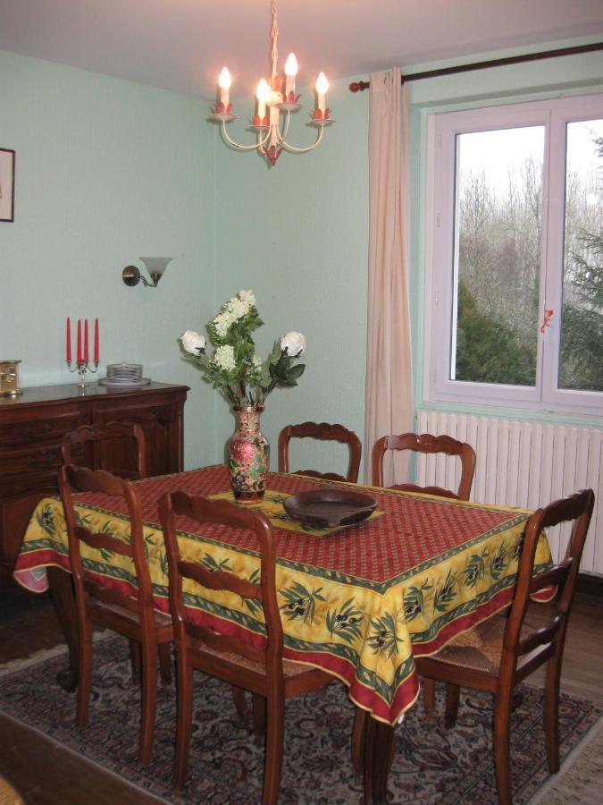 Bed and Breakfast Au Catalpa La Chapelle-Faucher Екстер'єр фото